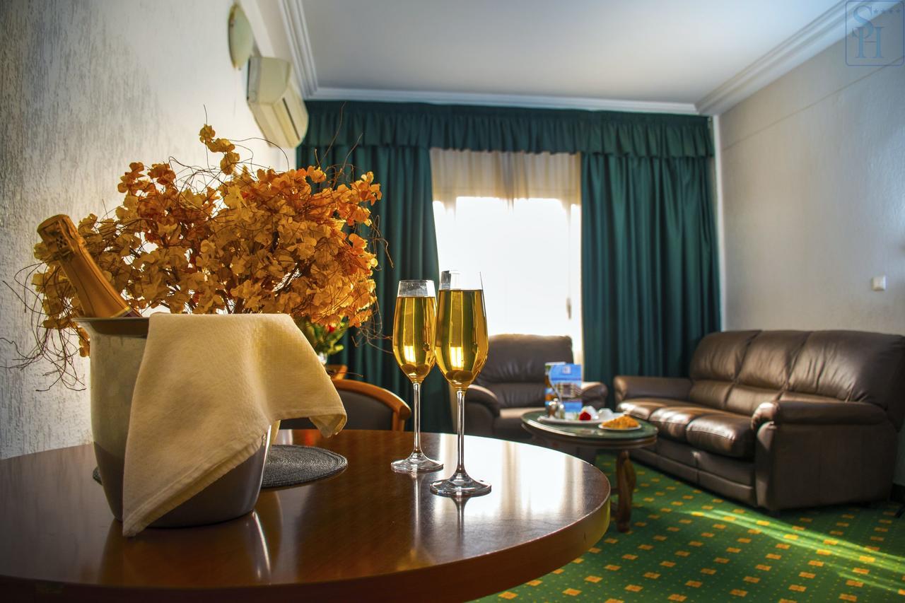 Hotel Splendid Ouagadougou Eksteriør bilde