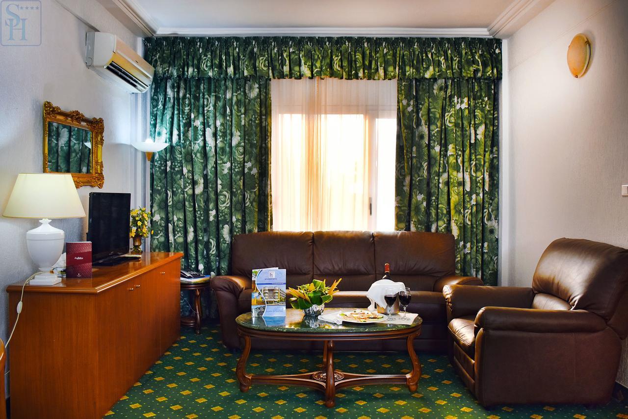 Hotel Splendid Ouagadougou Eksteriør bilde