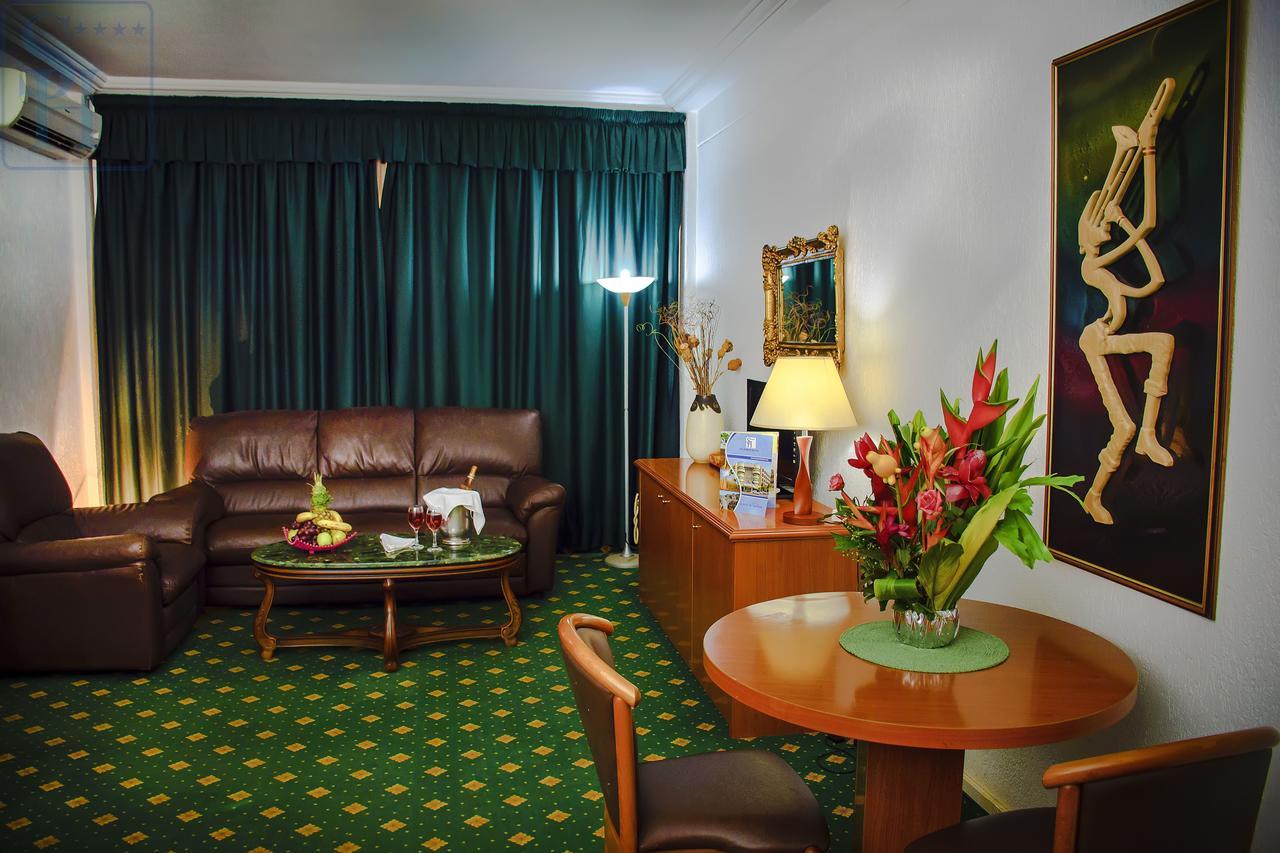 Hotel Splendid Ouagadougou Eksteriør bilde